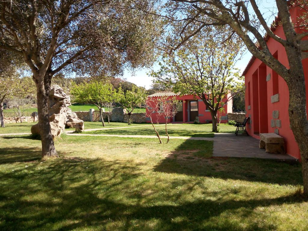 Turismo rurale l'Agliuledda Villa Sant'Antonio di Gallura Exterior foto