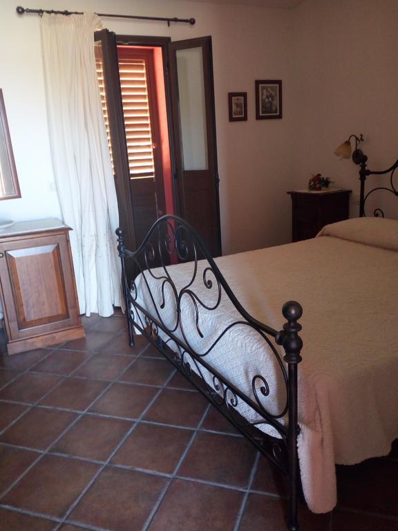 Turismo rurale l'Agliuledda Villa Sant'Antonio di Gallura Exterior foto